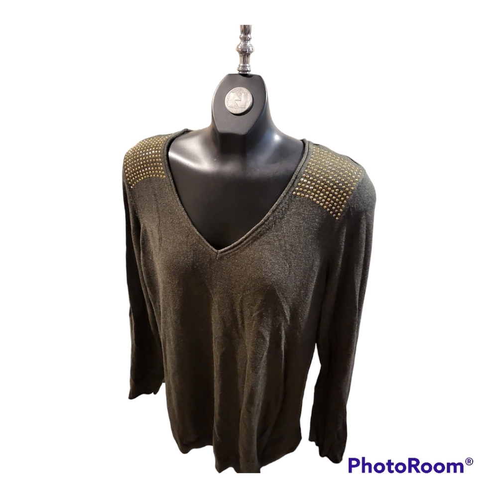 Love & Legend studded vneck pullover